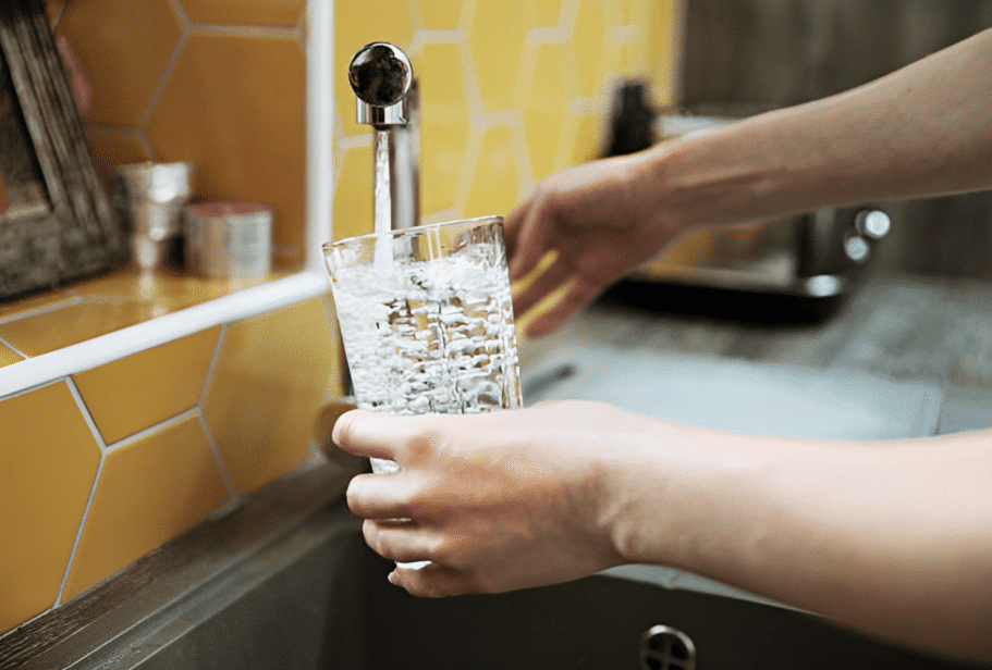 TAPP Water Essential - Système filtreur d'eau robinet - Filtre le